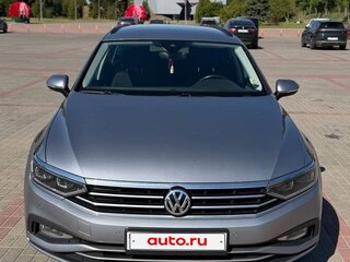 2019 Volkswagen Passat B8 Рестайлинг, серебристый, 1699000 рублей, вид 3