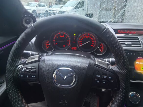 2011 Mazda 6 II (GH) Рестайлинг, белый, 1100000 рублей - вид 7