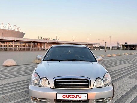 2009 Hyundai Sonata ТагАЗ IV (EF) Рестайлинг, серебристый, 644000 рублей, вид 3