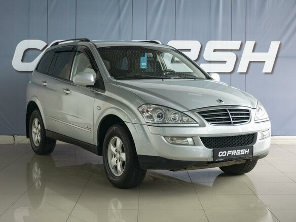 2012 SsangYong Kyron 6-speed I Рестайлинг, серебристый