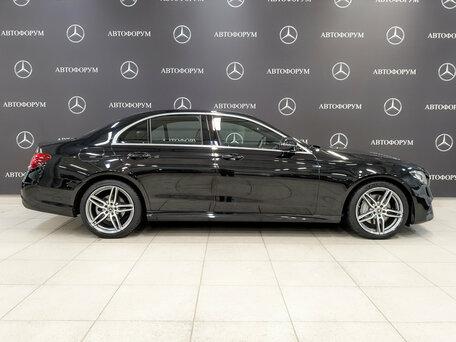 2019 Mercedes-Benz E-Класс 200 V (W213, S213, C238), чёрный, 3395000 рублей, вид 4