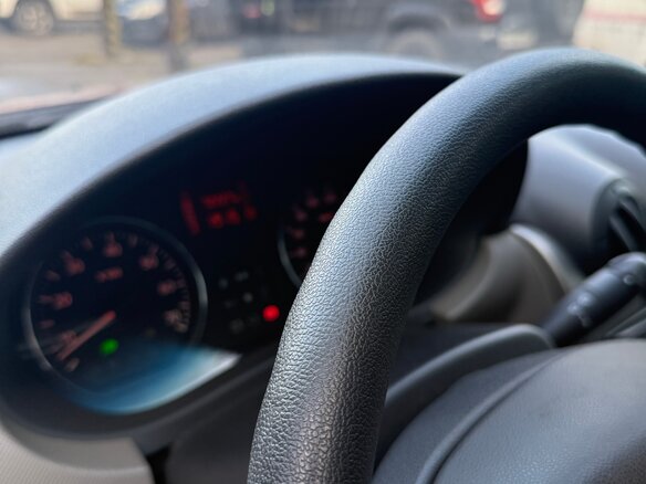 2014 Renault Sandero I, красный, 600000 рублей - вид 6