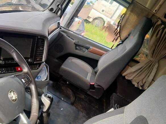 2023 Shacman (Shaanxi) SX4256, серый, 3515000 рублей - вид 4