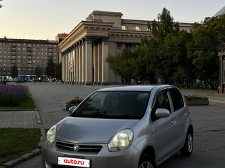 2012 Toyota Passo II (C30), серебристый, 648000 рублей, вид 1