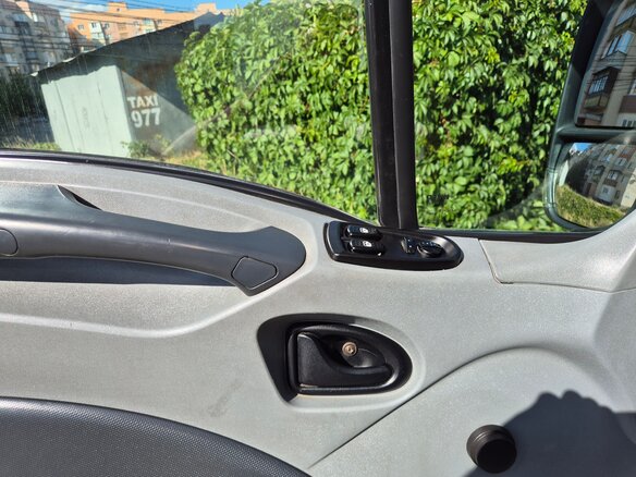 2007 Iveco Daily, белый, 1650000 рублей - вид 19