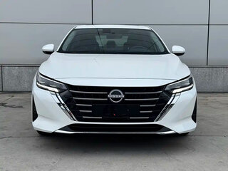 2023 Nissan Sylphy IV (B18) Рестайлинг, белый, 1533100 рублей, вид 2
