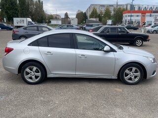 2012 Chevrolet Cruze I, серебристый, 600000 рублей, вид 4