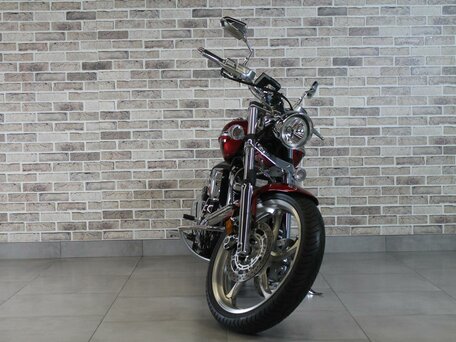 2008 Yamaha XV 1900, красный, 999000 рублей, вид 4