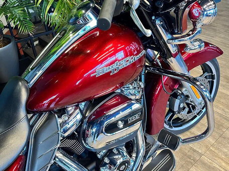 2016 Harley-Davidson Street Glide Special, красный, 1790000 рублей, вид 2