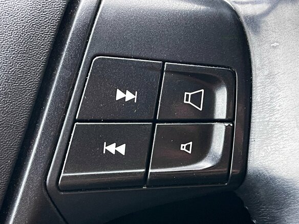 2013 Volvo V40 Cross Country I, чёрный, 1299000 рублей - вид 14