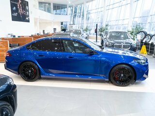 2024 BMW M5 VII (G90), синий, 21000000 рублей, вид 4