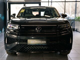 2026 Volkswagen Tavendor I, чёрный, 6000000 рублей, вид 2