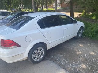 2011 Opel Astra H Рестайлинг, белый, 357000 рублей, вид 3