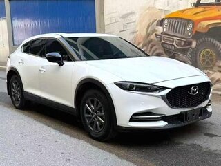 2023 Mazda CX-4 I Рестайлинг, белый, 2320000 рублей, вид 3