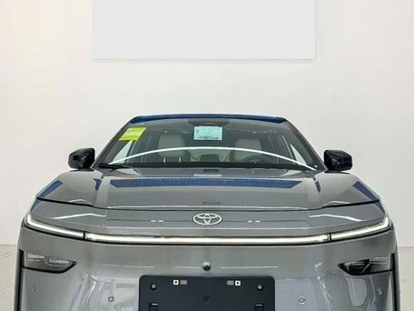 2026 Toyota bZ3X 58.3 kWh, чёрный, 2760066 рублей, вид 2