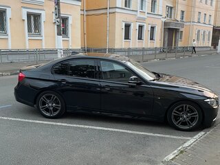 2017 BMW 3 серии 320i xDrive VI (F3x) Рестайлинг, чёрный, 2400000 рублей, вид 5