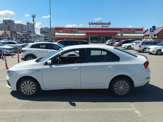 2021 Skoda Rapid II, белый, 920000 рублей, вид 4