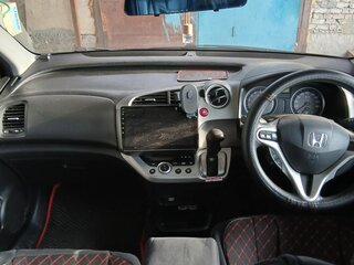 2009 Honda Stream II Рестайлинг, чёрный, 1350000 рублей, вид 4