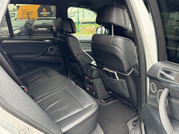 2010 BMW X5 40d II (E70) Рестайлинг, серебристый, 2000000 рублей - вид 22