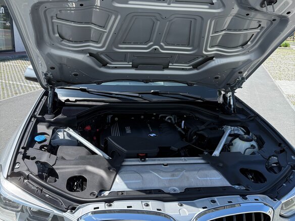 2019 BMW X3 20d xDrive III (G01), серебристый, 4600000 рублей - вид 32