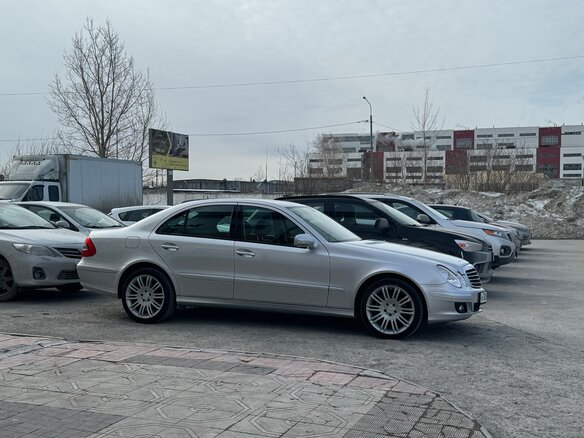 2006 Mercedes-Benz E-Класс 200 III (W211, S211) Рестайлинг, серебристый, 1250000 рублей - вид 4