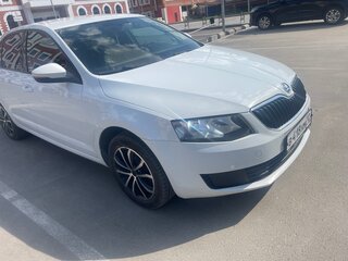 2016 Skoda Octavia III (A7), белый, 1090000 рублей, вид 3