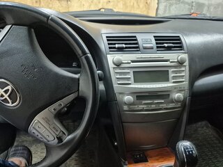 2010 Toyota Camry VI (XV40) Рестайлинг, белый, 1300000 рублей, вид 2