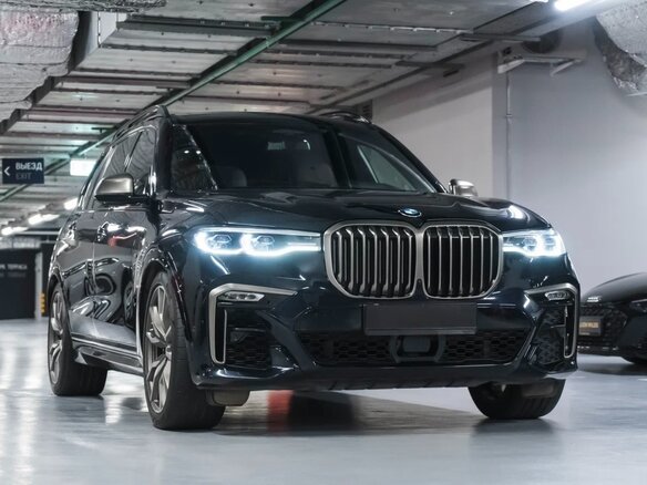 2020 BMW X7 M50d I (G07), чёрный
