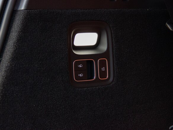 2024 Li Auto (Lixiang) L9 52.3 kWh I Рестайлинг, чёрный, 7700000 рублей - вид 37