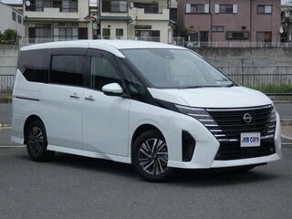 2023 Nissan Serena VI (C28), белый, 2250000 рублей, вид 1