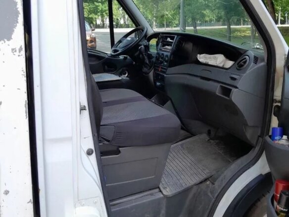 2013 Iveco Daily, белый, 1450000 рублей - вид 9