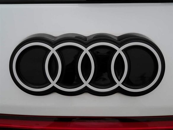 2025 Audi Q6L e-tron, белый, 6200000 рублей - вид 15