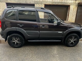 2013 Chevrolet Niva I Рестайлинг, фиолетовый, 650000 рублей, вид 2