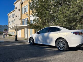 2010 Mazda 6 II (GH) Рестайлинг, белый, 820000 рублей, вид 4