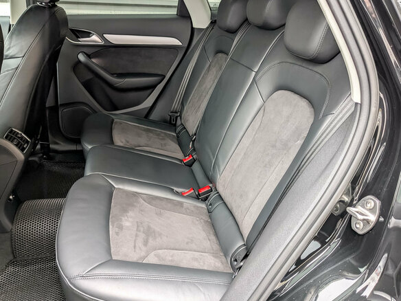2017 Audi Q3 I (8U) Рестайлинг, чёрный, 2399000 рублей - вид 11