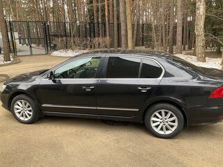2013 Skoda Superb DSG II Рестайлинг, чёрный, 820000 рублей, вид 5
