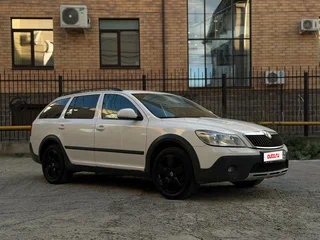 2012 Skoda Octavia Scout II (A5) Рестайлинг, белый, 1000000 рублей, вид 2