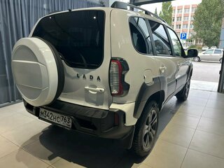 2023 Lada (ВАЗ) Niva Travel I, белый, 955000 рублей, вид 3