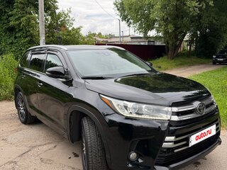 2018 Toyota Highlander III (XU50) Рестайлинг, чёрный, 2450000 рублей, вид 3