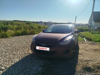 2013 Hyundai Elantra V (MD), коричневый, 600000 рублей, вид 2
