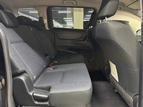 2018 Toyota Sienta II, чёрный, 1390000 рублей - вид 22