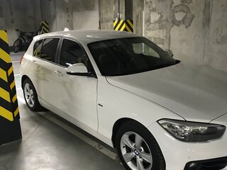 2016 BMW 1 серии 118i II (F20/F21) Рестайлинг, белый, 1800000 рублей, вид 1