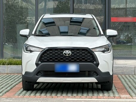 2025 Toyota Corolla Cross I Рестайлинг, белый, 2790000 рублей, вид 1