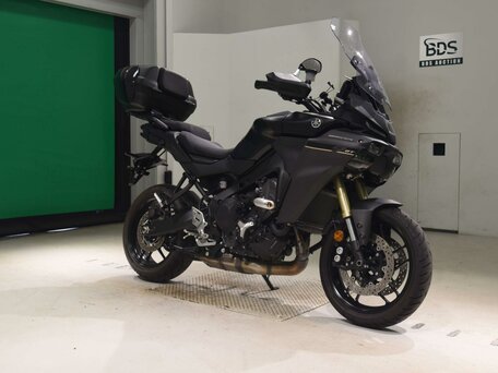 2025 Yamaha MT-09 Tracer (FJ-09), чёрный, 1880000 рублей, вид 3
