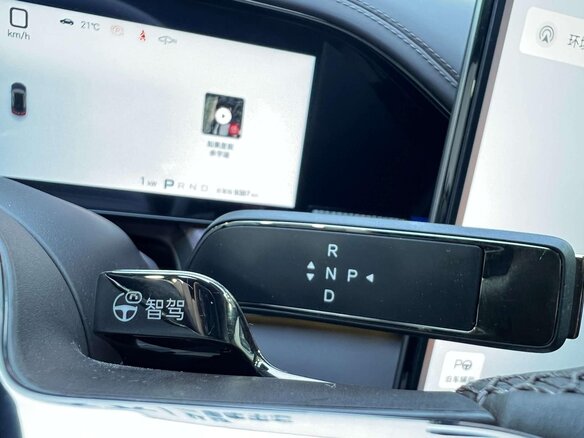 2026 Denza Z9, белый, 9999666 рублей - вид 13