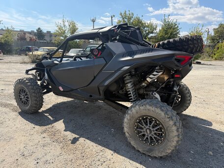 2023 BRP Can-Am Maverick R, чёрный, 6300000 рублей, вид 3