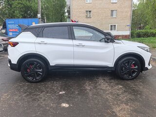 2023 Geely Coolray I Рестайлинг, белый, 2250000 рублей, вид 3