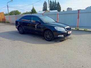 2013 Skoda Octavia II (A5) Рестайлинг, чёрный, 420000 рублей, вид 2