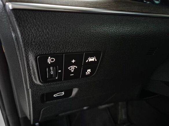 2022 Kia K5 LPi III, белый - вид 6