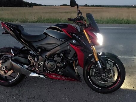 2015 Suzuki GSX-S 1000, красный, 830000 рублей, вид 1